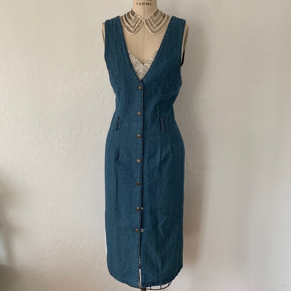 bill blass Dresses & Skirts - 👍🏽SOLD👍🏽 Vintage Bill Blass sexy denim dress